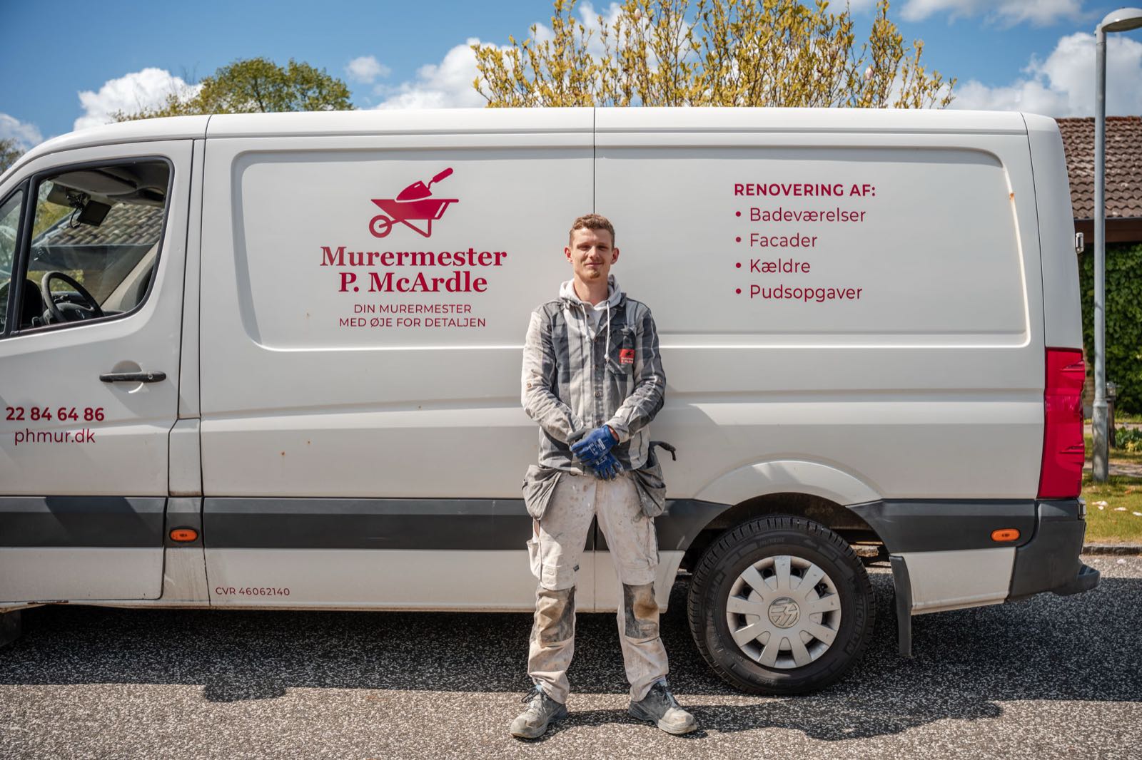 Patrick McArdle, murermester, i arbejdstøj