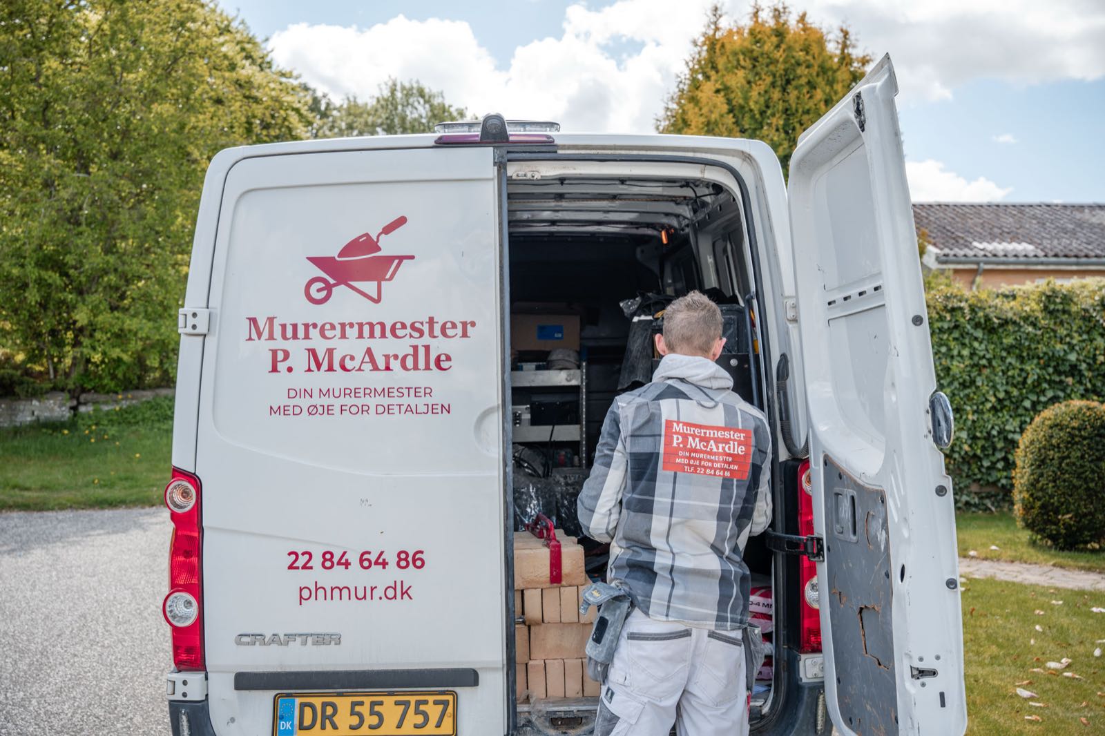 Murermester P. McArdles varevogn med værktøj